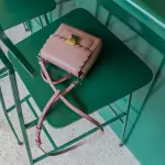 Cosa rende una borsa un accessorio di qualità: design, funzionalità e componenti